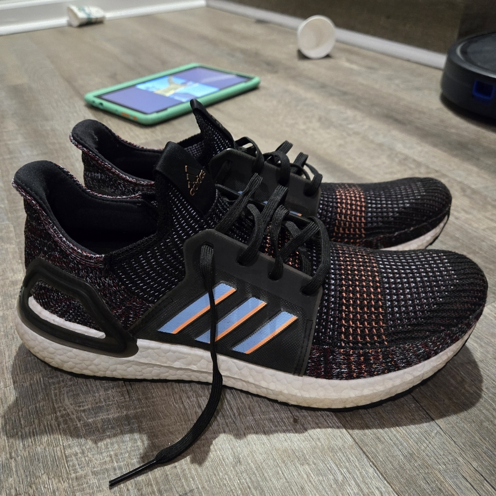 Adidas UltraBoost 19